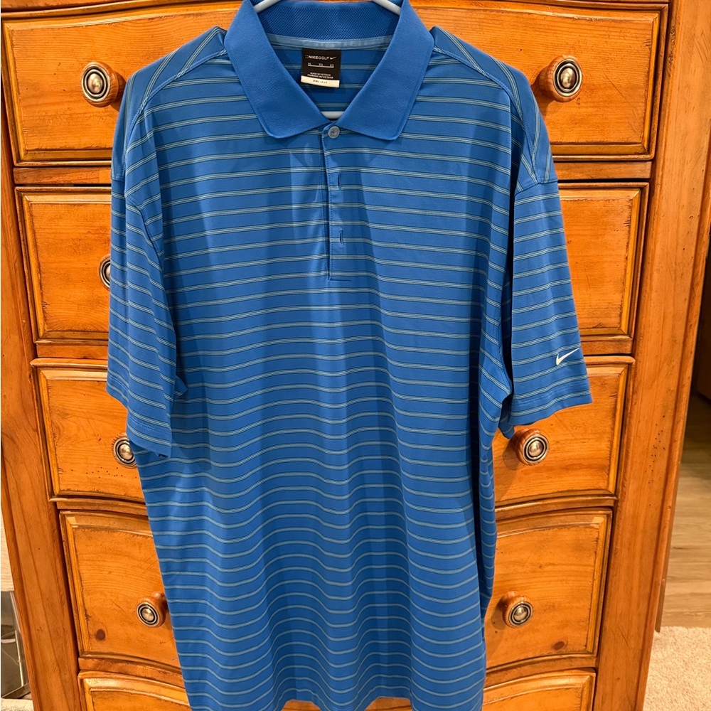 Nike Men's Blue and Gray Striped Polo Shirt